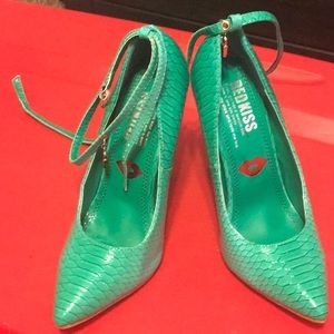 Faux alligator heels